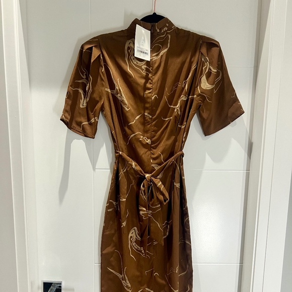 Extra Small Oak + Fort dress - Picture 2 of 3